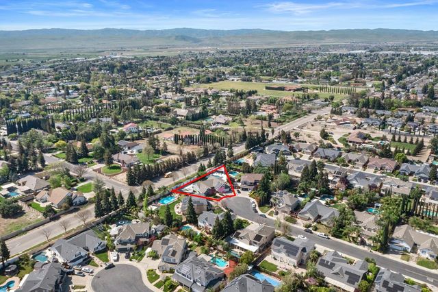 2771 Amatchi Ct, Tracy, CA 95304