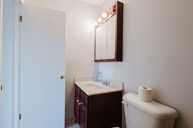 421 Redding Road 14, Lexington, KY 40517