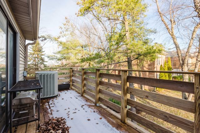 421 Redding Road 14, Lexington, KY 40517