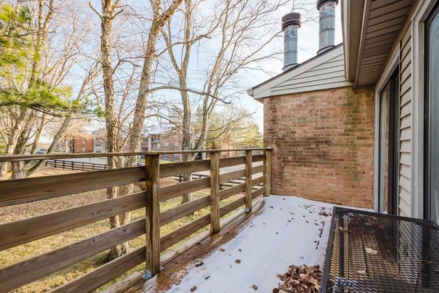 421 Redding Road 14, Lexington, KY 40517