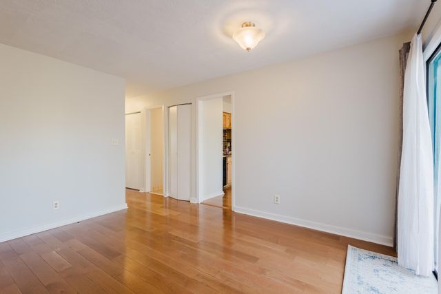 421 Redding Road 14, Lexington, KY 40517