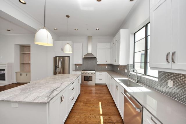 1608 Nevada Street C, Houston, TX 77006