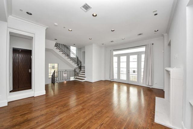 1608 Nevada Street C, Houston, TX 77006