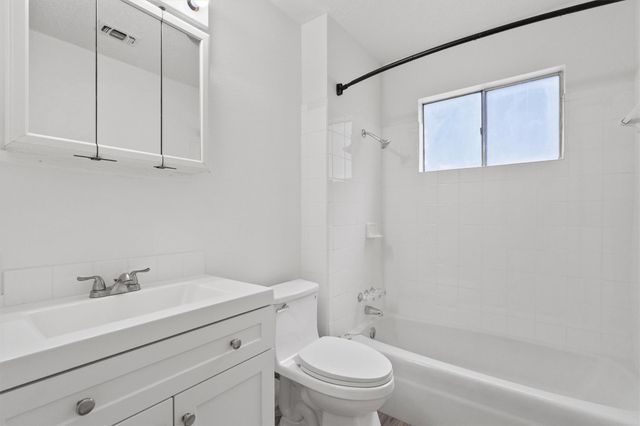 703 Huntingdon PL, Austin, TX 78745