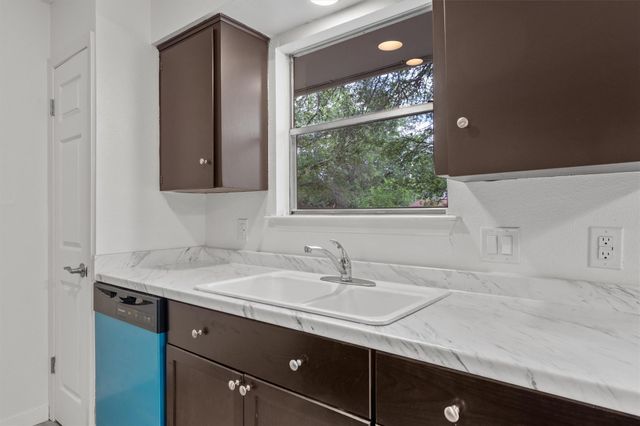 703 Huntingdon PL, Austin, TX 78745