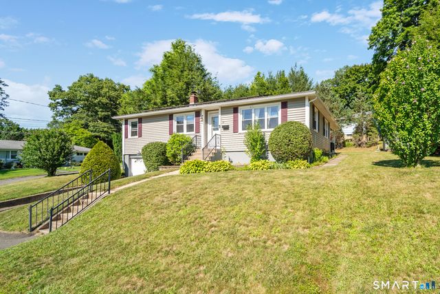 154 Parklawn Drive, Waterbury, CT 06708