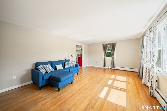 154 Parklawn Drive, Waterbury, CT 06708