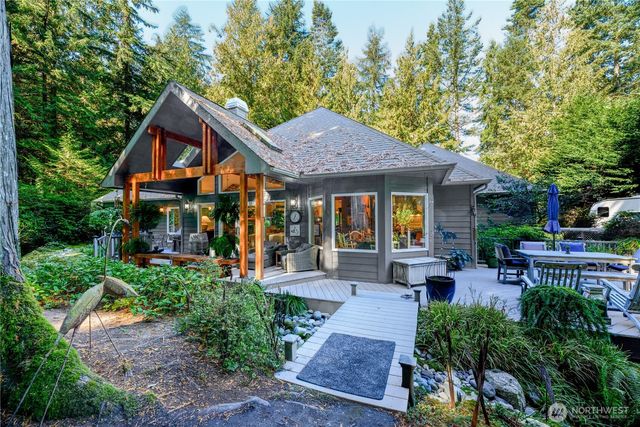 343 Buck Loop Road, Sequim, WA 98382