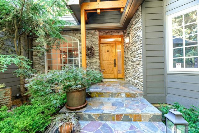 343 Buck Loop Road, Sequim, WA 98382