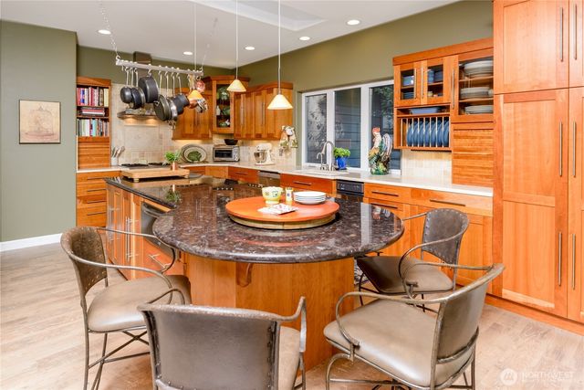 343 Buck Loop Road, Sequim, WA 98382