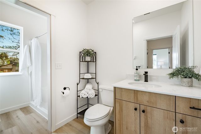 713 E 5th Street, Nooksack, WA 98276