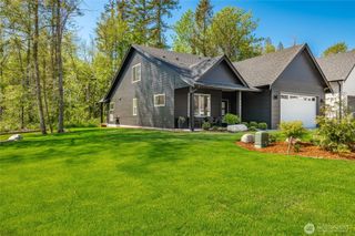 713 E 5th Street, Nooksack, WA 98276
