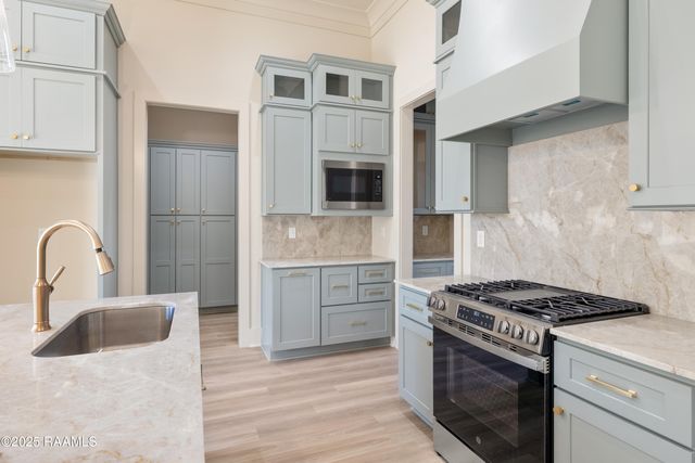 201 Porch View Drive, Lafayette, LA 70508