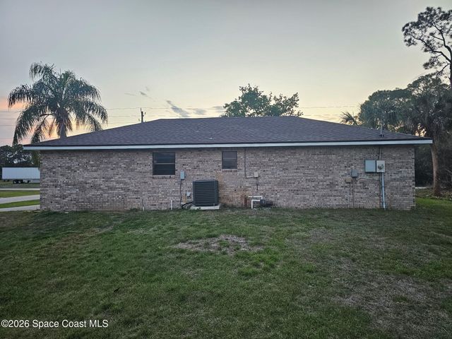 647 Bryant Road SW, Palm Bay, FL 32908