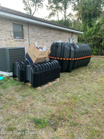 647 Bryant Road SW, Palm Bay, FL 32908