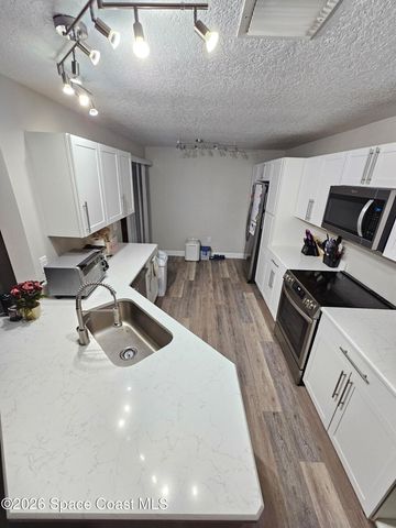 647 Bryant Road SW, Palm Bay, FL 32908