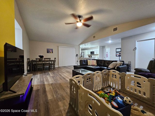 647 Bryant Road SW, Palm Bay, FL 32908