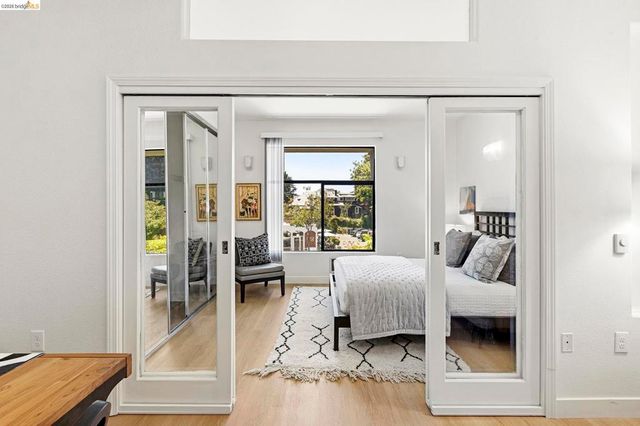 1849 Shattuck Ave 207, Berkeley, CA 94709