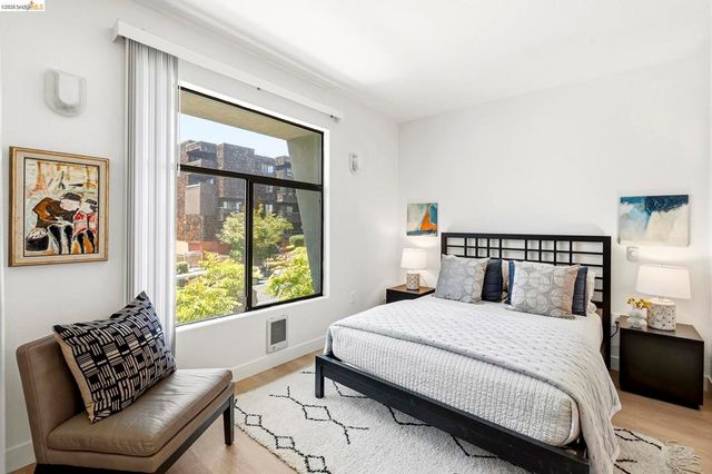 1849 Shattuck Ave 207, Berkeley, CA 94709