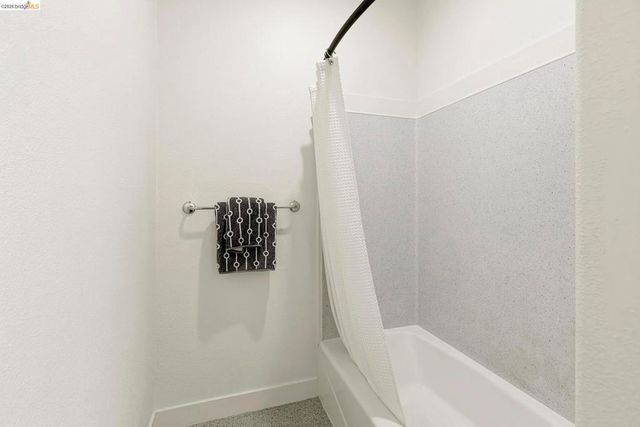 1849 Shattuck Ave 207, Berkeley, CA 94709