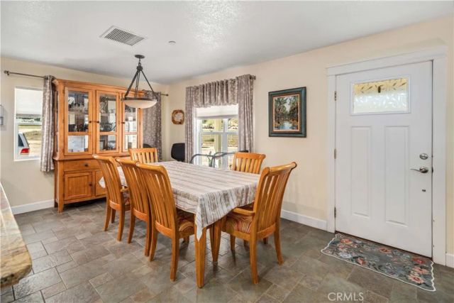 46472 Kings Canyon Rd, Lancaster, CA 93536