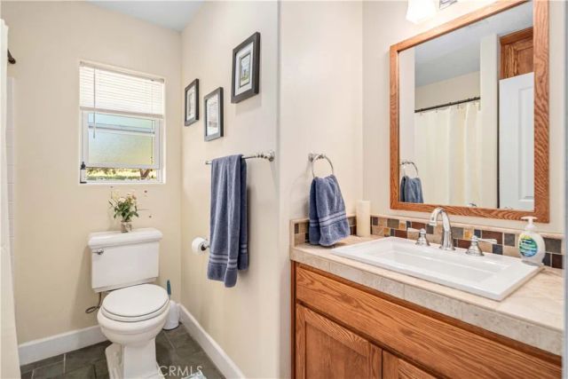 46472 Kings Canyon Rd, Lancaster, CA 93536