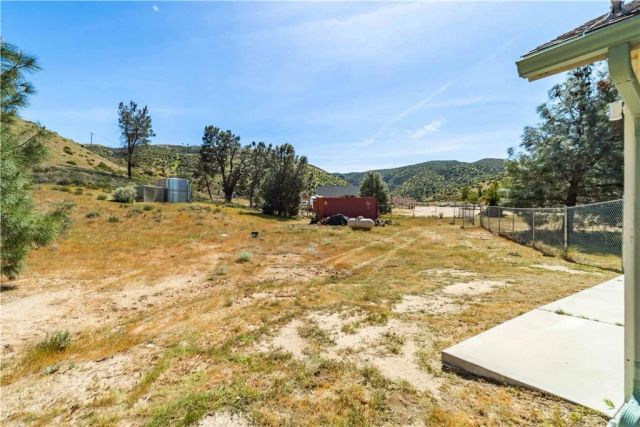 46472 Kings Canyon Rd, Lancaster, CA 93536