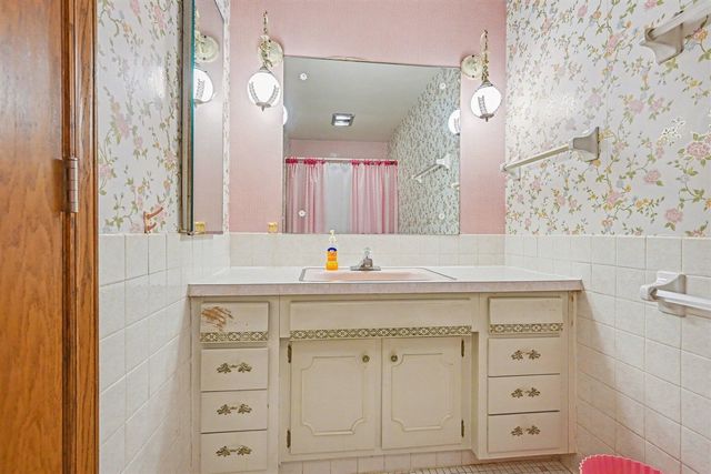 19300 East Avenue, Battle Creek, MI 49017