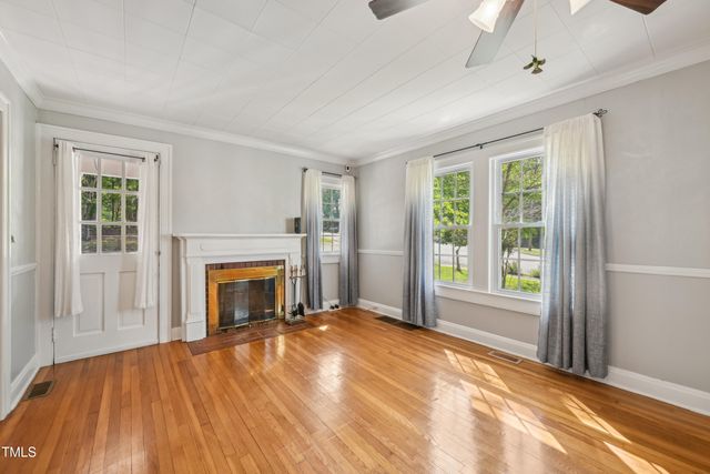 102 W Weatherspoon Street, Sanford, NC 27330