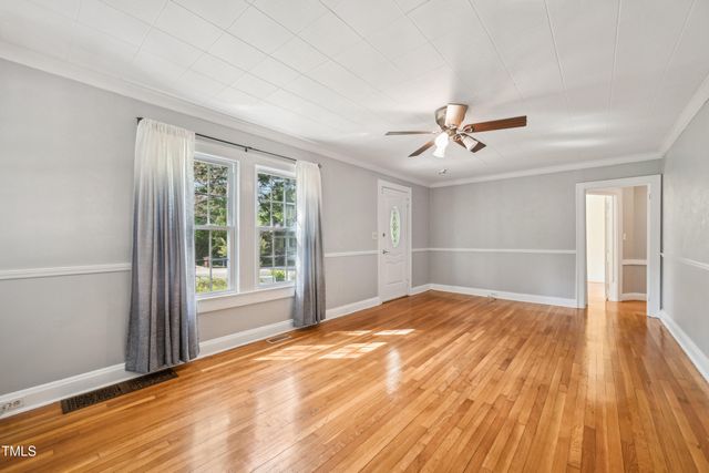 102 W Weatherspoon Street, Sanford, NC 27330