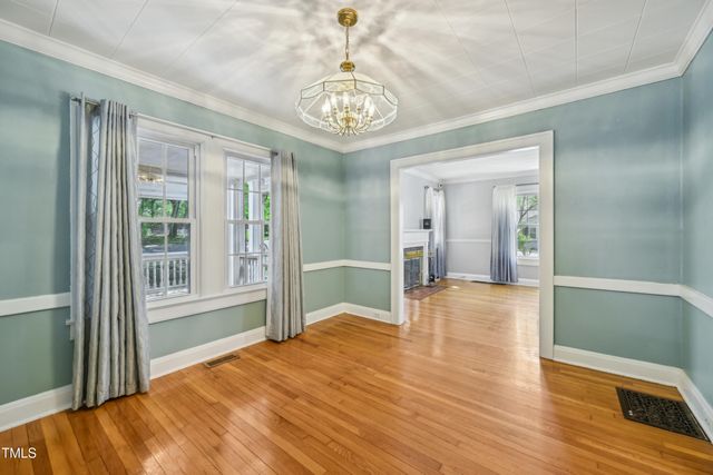 102 W Weatherspoon Street, Sanford, NC 27330