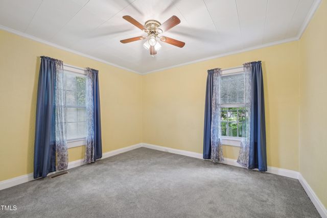 102 W Weatherspoon Street, Sanford, NC 27330