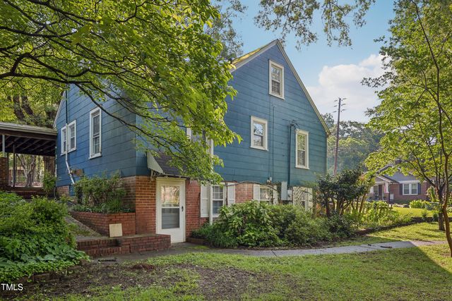 102 W Weatherspoon Street, Sanford, NC 27330