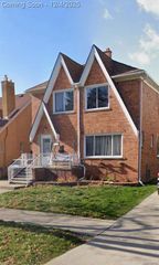 7723 Calhoun Street, Dearborn, MI 48126