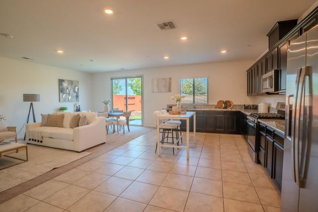 2520 Provincetown Way, Roseville, CA 95747