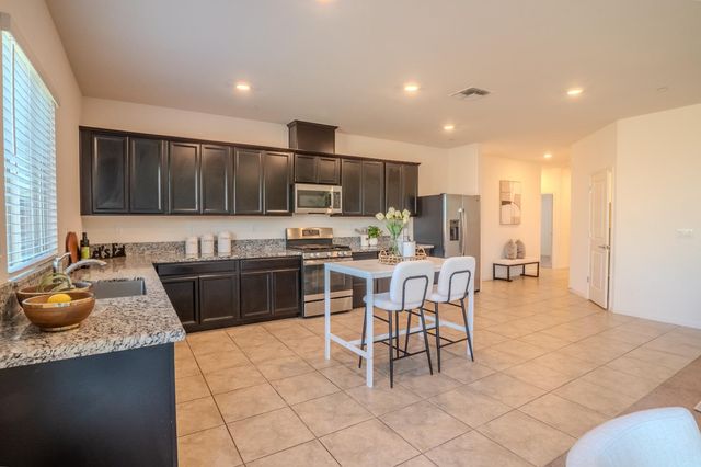 2520 Provincetown Way, Roseville, CA 95747