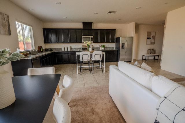 2520 Provincetown Way, Roseville, CA 95747