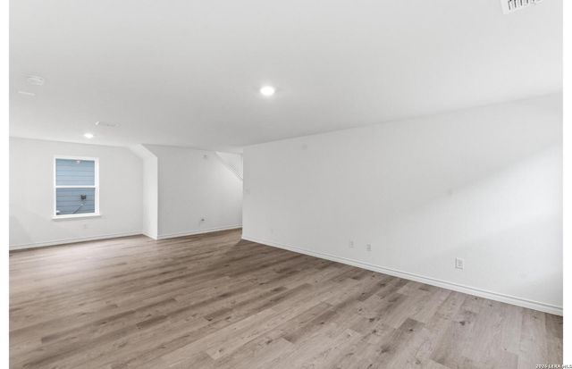 450 White Heron Way, Marion, TX 78124