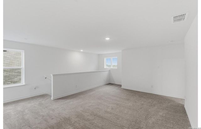 450 White Heron Way, Marion, TX 78124