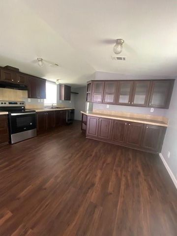 4931 Oakridge Drive, Bedias, TX 77831