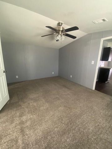 4931 Oakridge Drive, Bedias, TX 77831