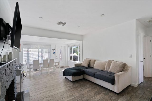 1843 SW 4th Ave, Fort Lauderdale, FL 33315