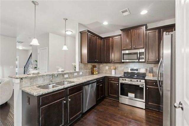 2385 Castle Keep Way, Atlanta, GA 30316