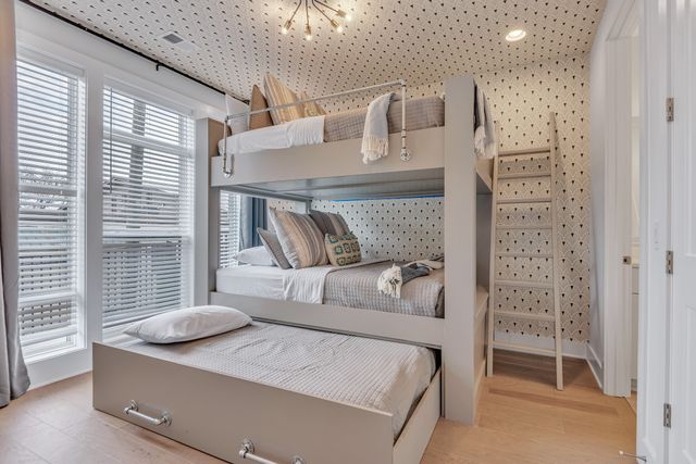 2176 Carson St Apt 4, Nashville, TN 37211