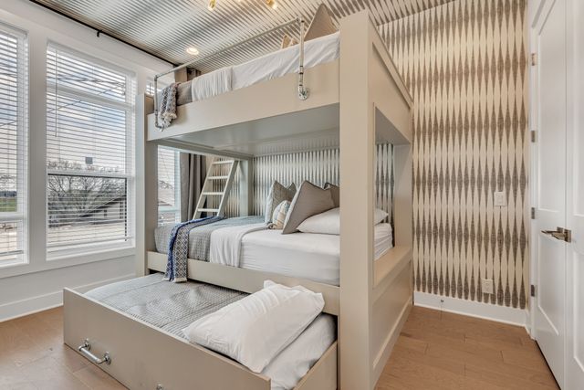 2176 Carson St Apt 4, Nashville, TN 37211