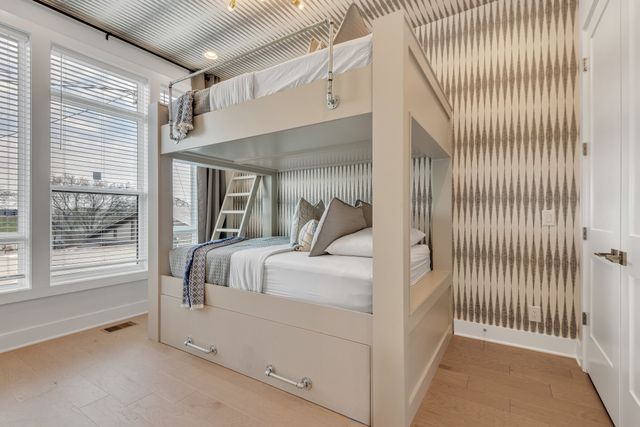 2176 Carson St Apt 4, Nashville, TN 37211