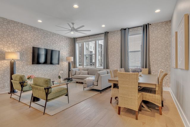 2176 Carson St Apt 4, Nashville, TN 37211