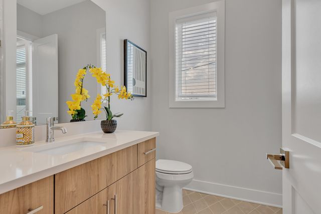 2176 Carson St Apt 4, Nashville, TN 37211