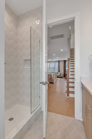 2176 Carson St Apt 4, Nashville, TN 37211