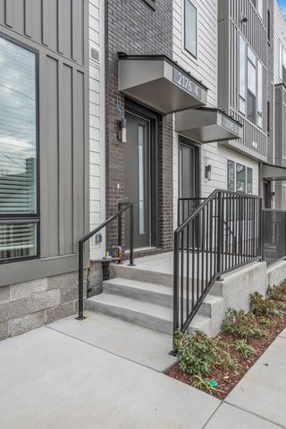 2176 Carson St Apt 4, Nashville, TN 37211